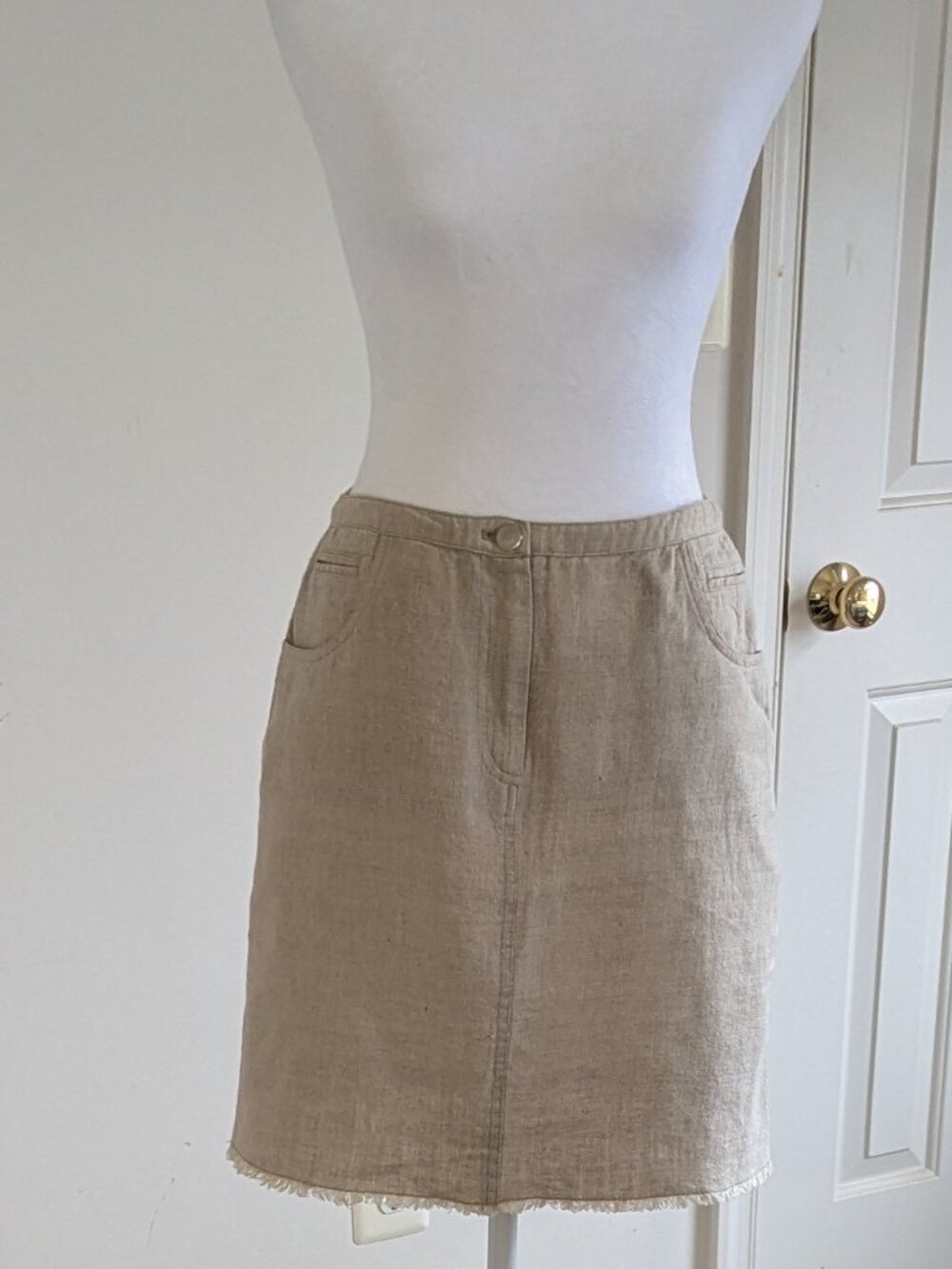 In The Wash linen luxury skirt- Size 2 NWOT